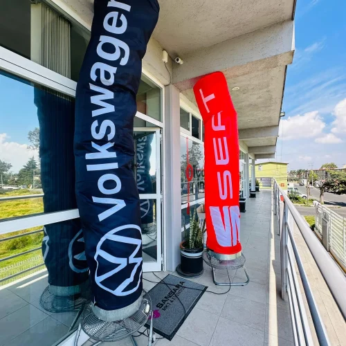 Skydancer Motor y Tela Personalizada de 3.6 metros de altura